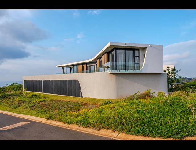 4 BEDROOM FREEHOLD FOR SALE IN ZULULAMI LUXURY COASTAL ESTATE